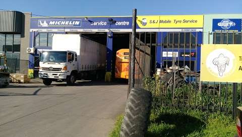 Photo: S & J Mobile Tyre Service (Truck, Bus, Car, 4x4, Earthmover & Industrial Tyres)